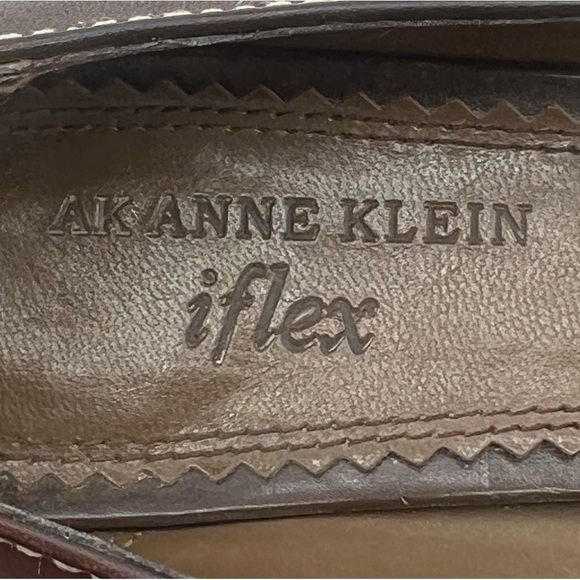 Anne Klein iflex Brown Pointed Toe Heels Size 7 1/2 - Picture 2 of 9